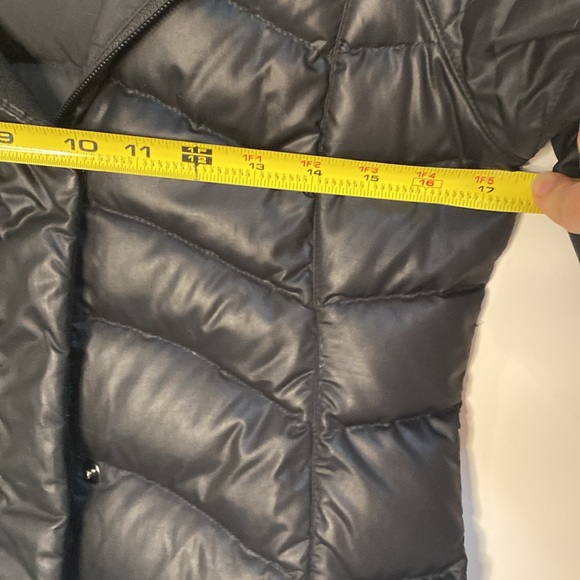 Women’s jacket, The north face down jacket XS black past knee length - Picture 3 of 12